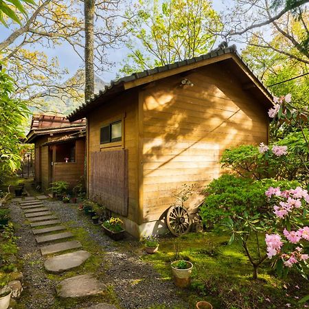 Yufuin Tsukahara Kogen Sanso Donguri Villa Exterior foto