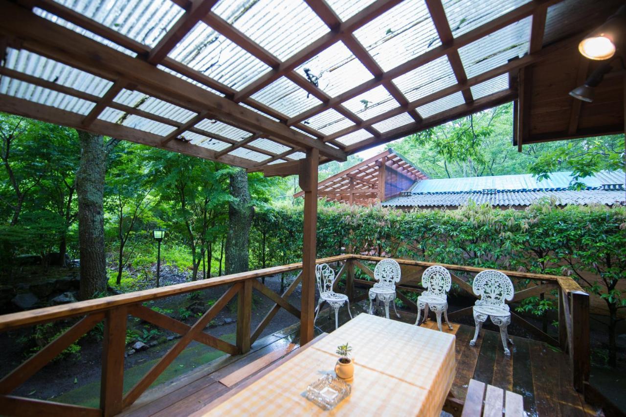 Yufuin Tsukahara Kogen Sanso Donguri Villa Exterior foto